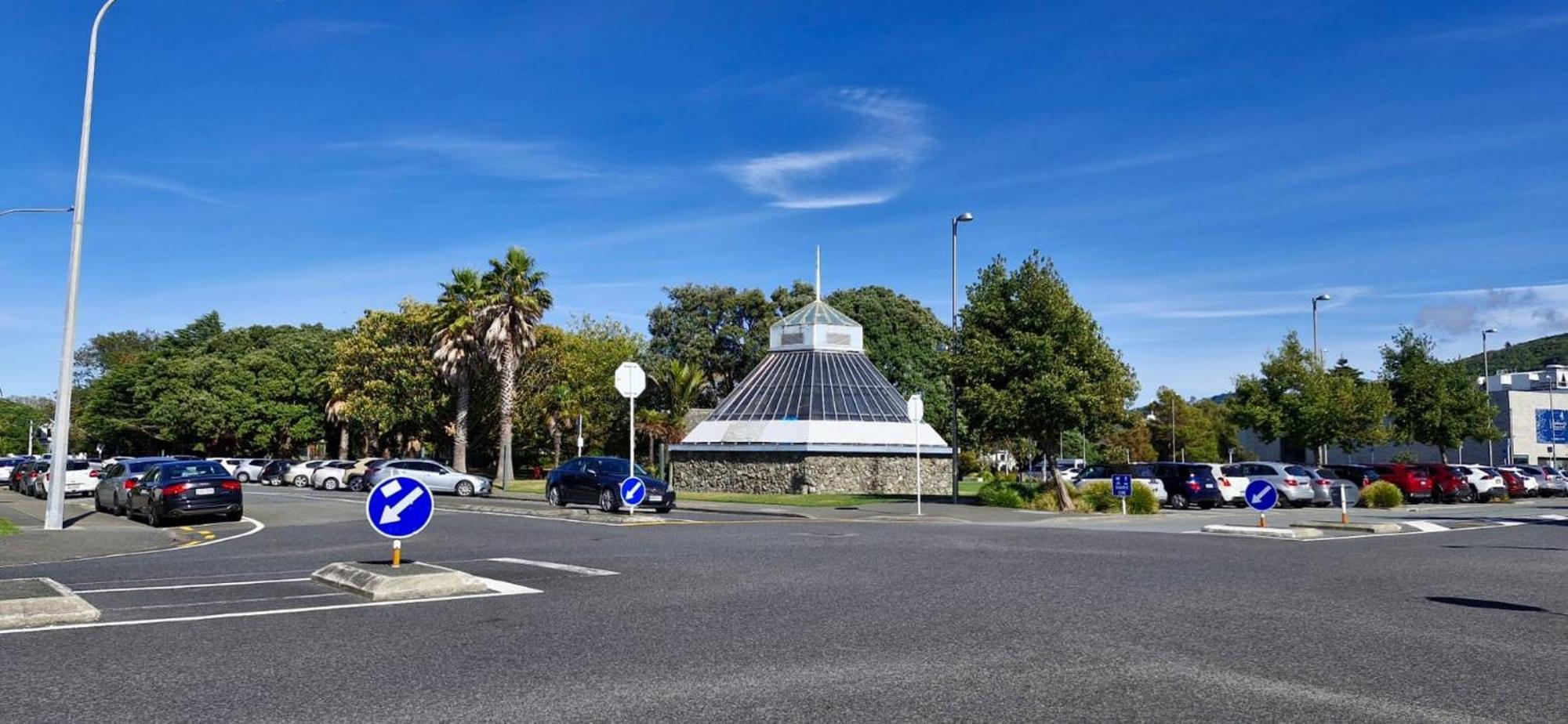 Central Modern 3-Bedroom,3- Bathroom House With Patio And Carpark- Lower Hutt City Centre Eksteriør bilde